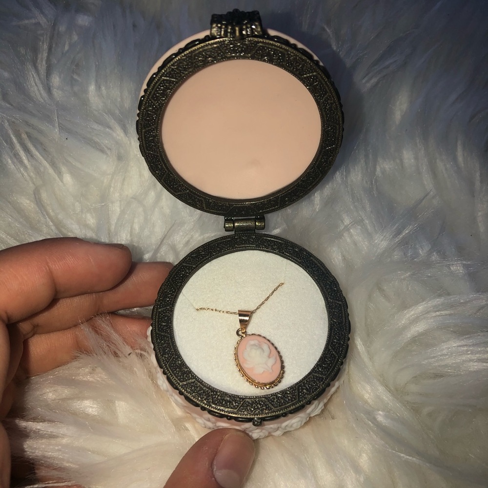 10k gold necklace